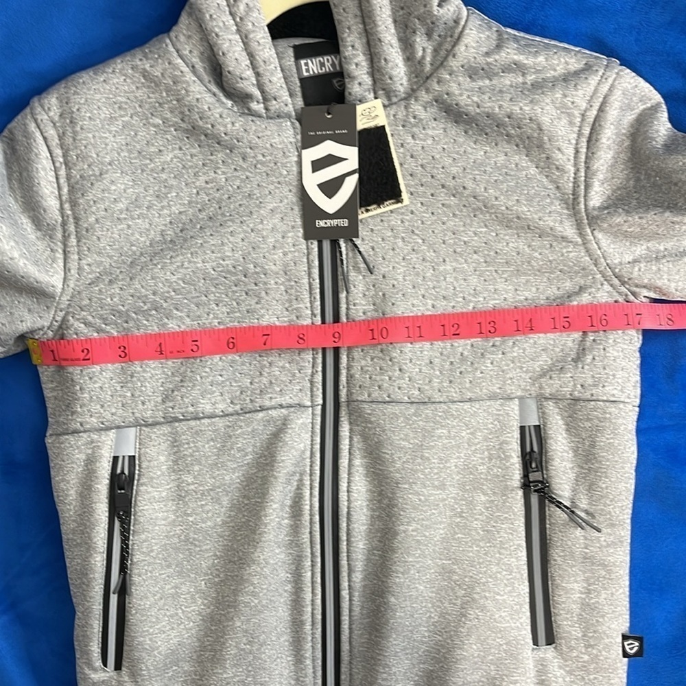 ⭐️ NWT- Encrypted Grey & Black zip-up hoodie with Sherpa lining- size 10/12 kids - Picture 10 of 10